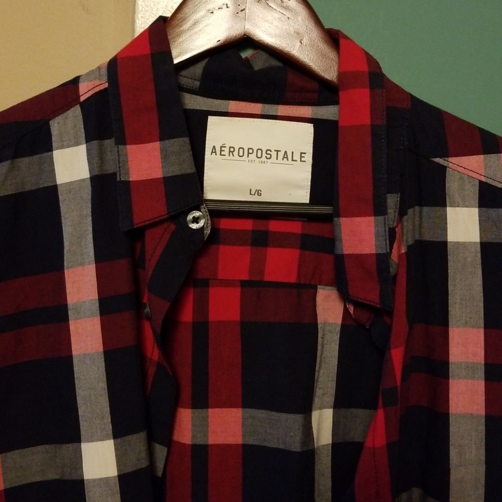 Shirt - Picture 2 of 4